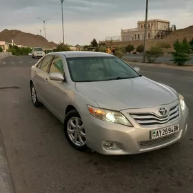 Toyota Camry 2011