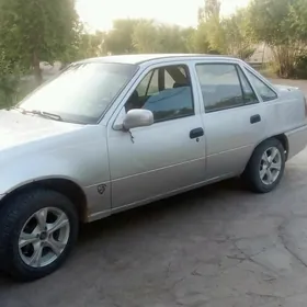 Daewoo Nexia 1994