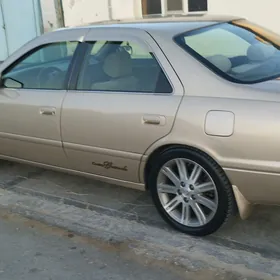 Toyota Camry 2000