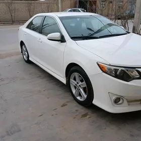 Toyota Camry 2013