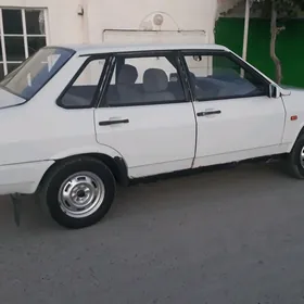 Lada 21099 2000