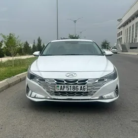 Hyundai Elantra 2021