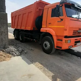 Kamaz 6520 2013