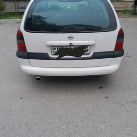 Opel Vectra 1998