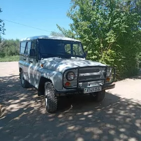 UAZ 469 2003