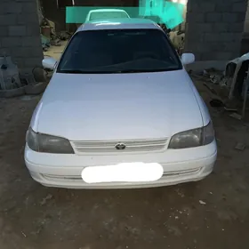 Toyota Carina 1992