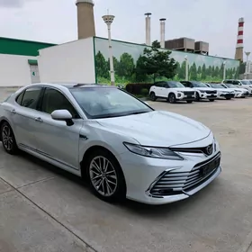 Toyota Camry 2022