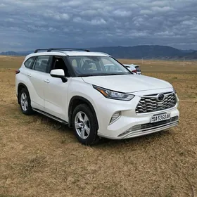 Toyota Highlander 2020