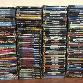 DVD диски в коробках