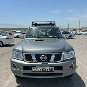 Nissan Patrol 2004