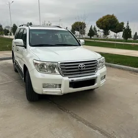 Toyota Land Cruiser 2010