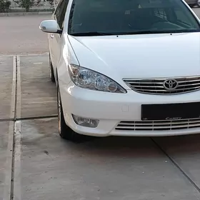 Toyota Camry 2005