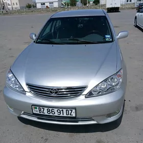 Toyota Camry 2004