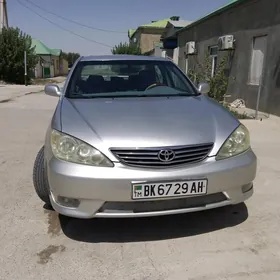 Toyota Camry 2005