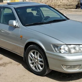 Toyota Camry 2000