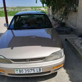 Toyota Camry 1993