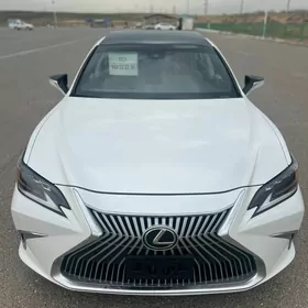 Lexus ES 350 2021