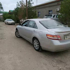 Toyota Camry 2010