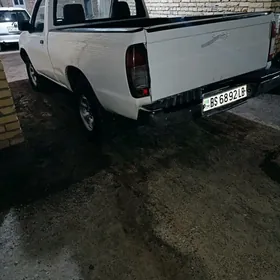 Toyota Hilux 2000