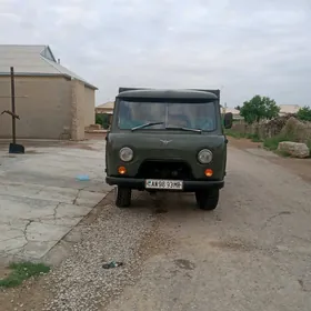 UAZ 452 1991