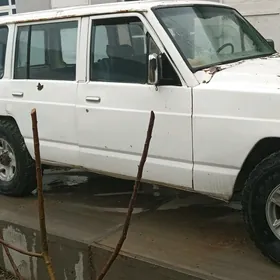 Nissan Patrol 1992