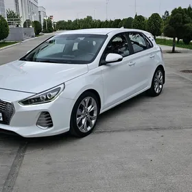 Hyundai Elantra GT 2019