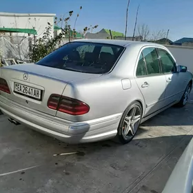 Mercedes-Benz E420 1996