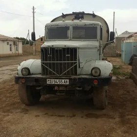 Maz Samosval 1984