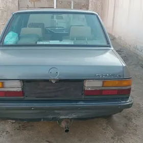 BMW 525 1986