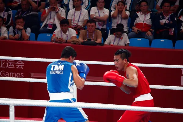 Türkmenistandan üç boksçy Olimpiýa oýunlaryna ýollanma almak ugrunda Bangkokda ýaryşa çykýar