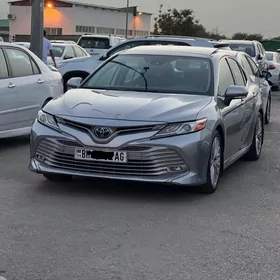 Toyota Camry 2020