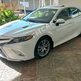 Toyota Camry 2020