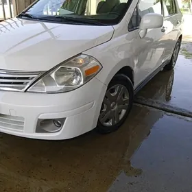 Nissan Versa 2010