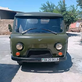 UAZ 452 1986