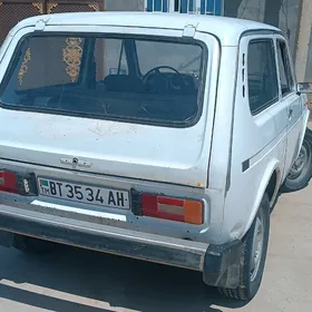 Lada Niva 1983