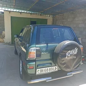 Toyota RAV4 2000