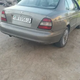 Daewoo Leganza 1998