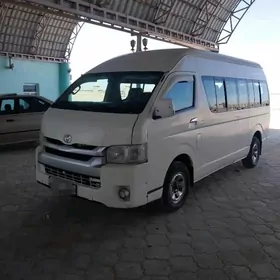 Toyota Hiace 2008