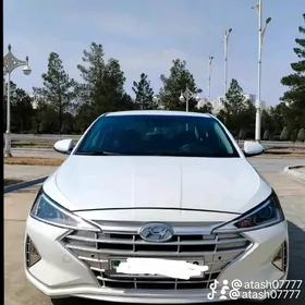 Hyundai Elantra 2020