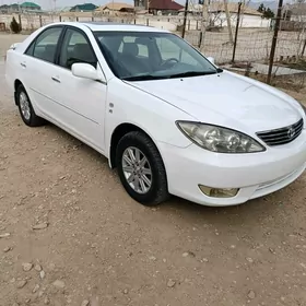 Toyota Camry 2004