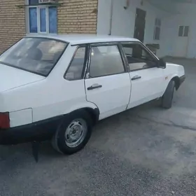 Lada 21099 2000