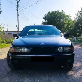 BMW E39 1999