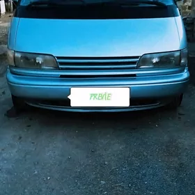 Toyota Previa 1992