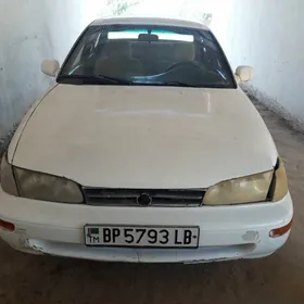 Toyota Corolla 1992