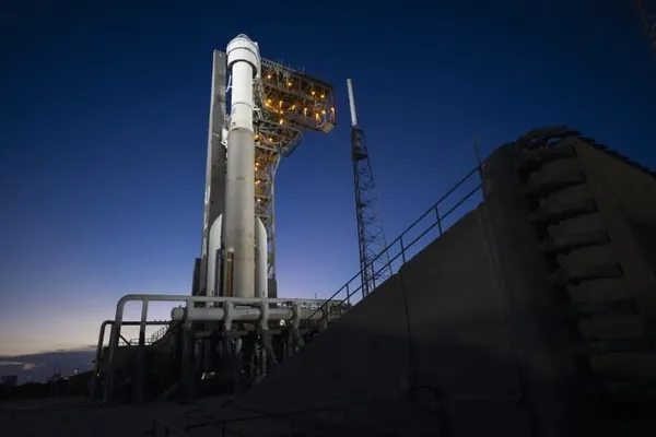 Boeing и NASA готовы отправить первое космическое такси на МКС