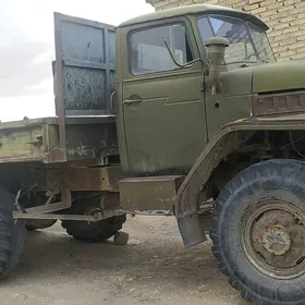 Ural 5557 1985