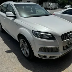 Audi Q7 2011