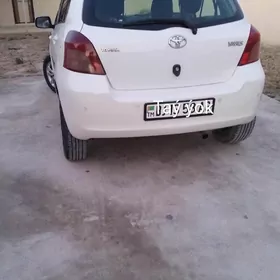 Toyota Yaris 2006