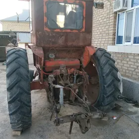 MTZ T-28 2005