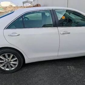 Toyota Camry 2010